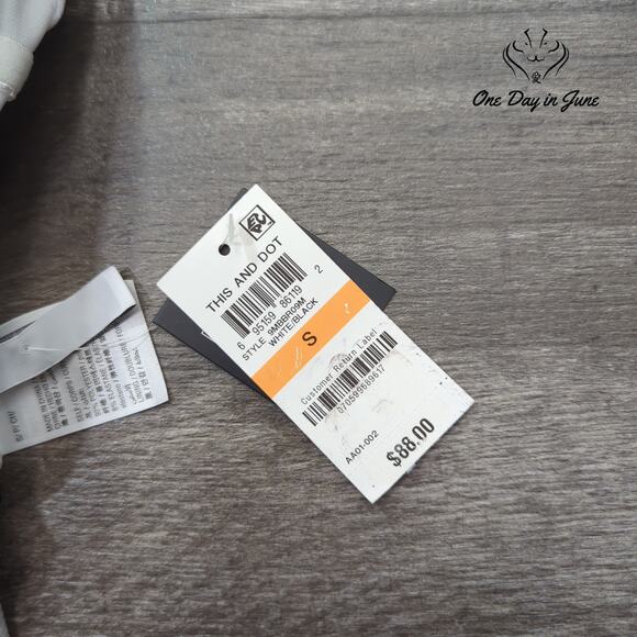 Bar III This And Dot One Piece Swimsuit Size S - Picture 3 of 6